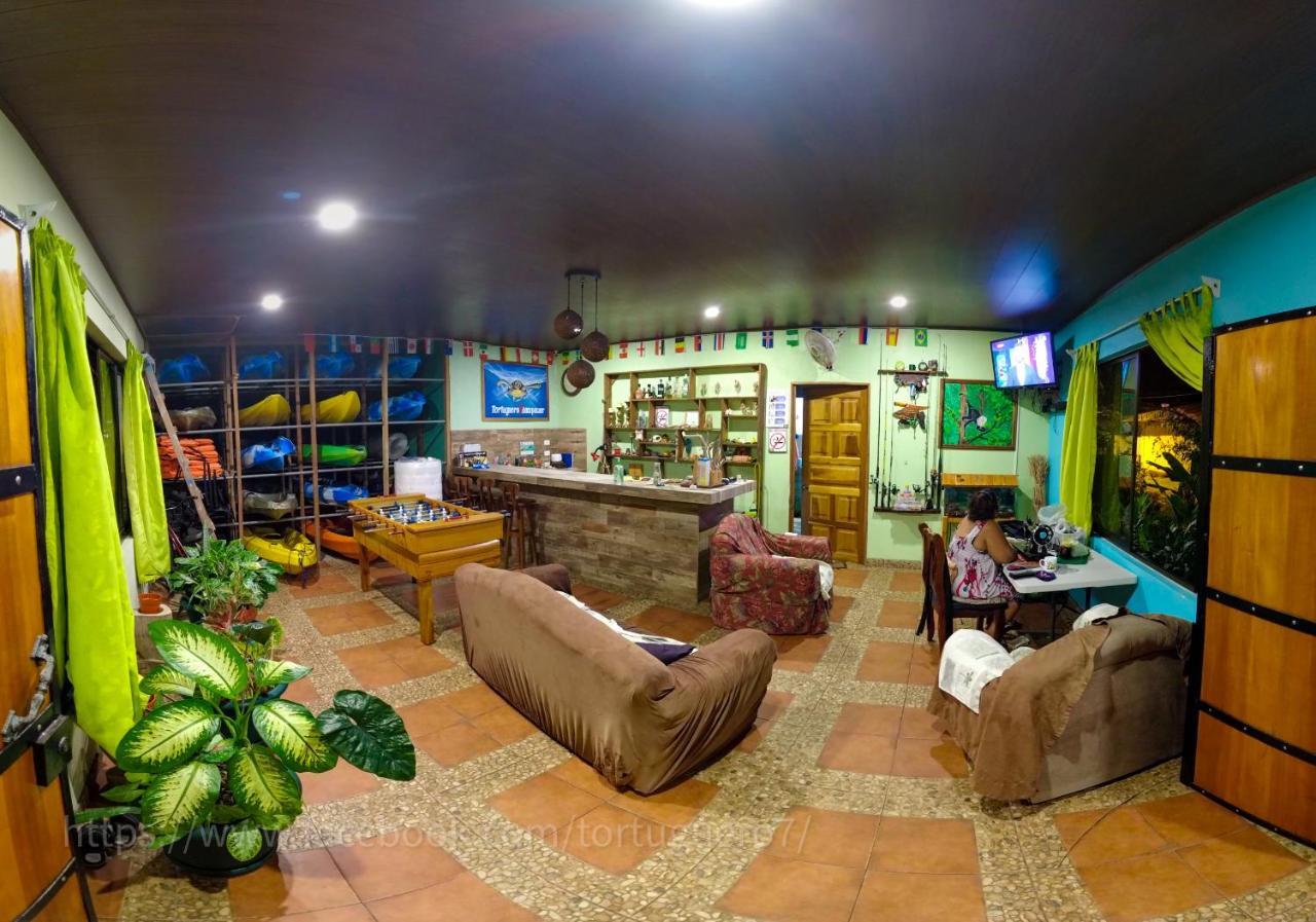 Hostel Tortuguero 7Backpackers ภายนอก รูปภาพ