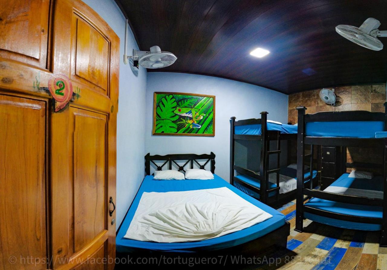 Hostel Tortuguero 7Backpackers ภายนอก รูปภาพ