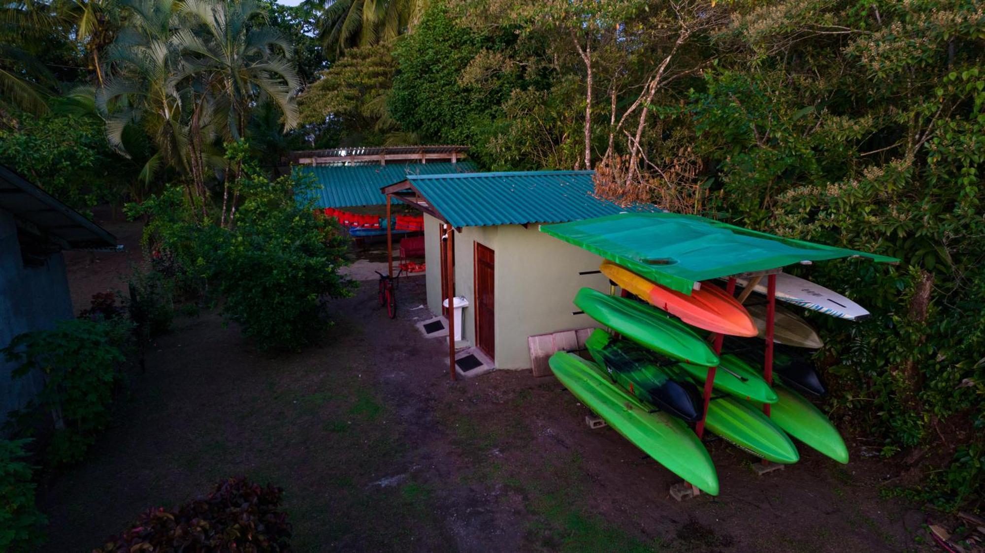 Hostel Tortuguero 7Backpackers ภายนอก รูปภาพ