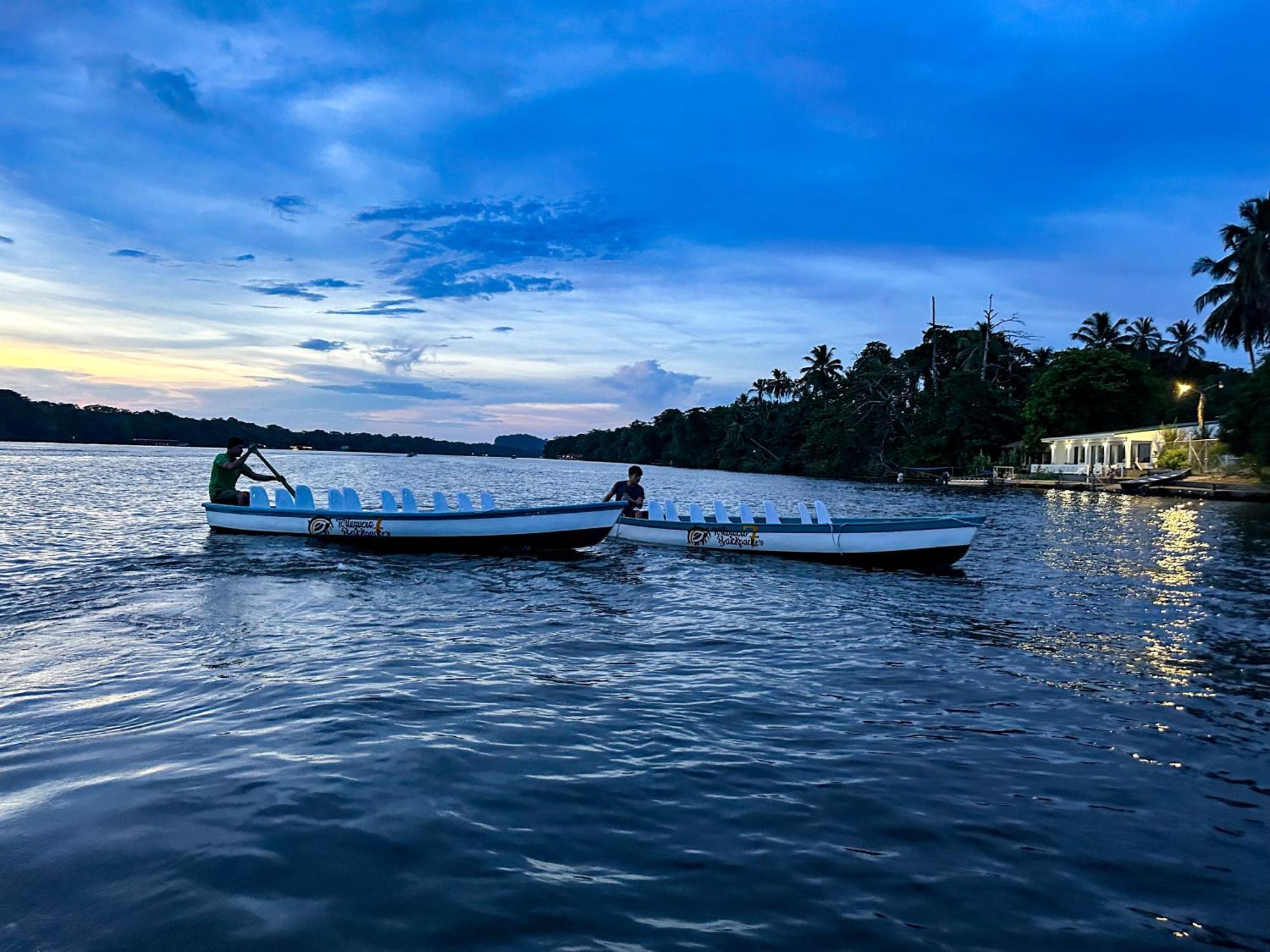 Hostel Tortuguero 7Backpackers ภายนอก รูปภาพ